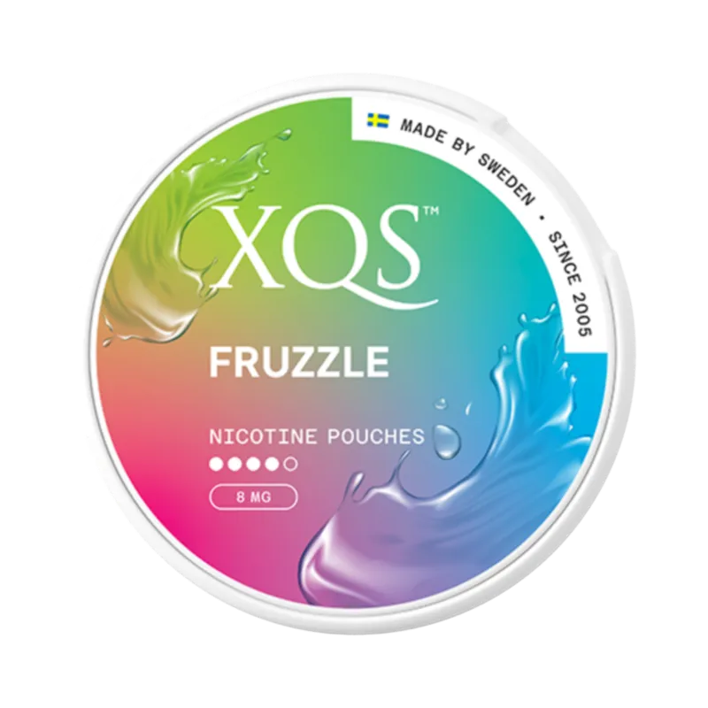 Front view of XQS Fruzzle nicotine pouch – 8mg strength with sweet mixed fruity flavor.